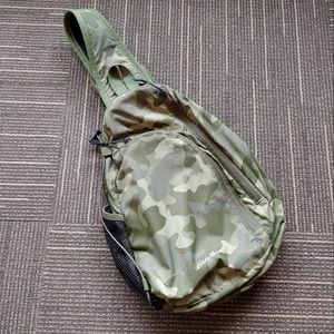 Eddie Bauer Sling Bag/Pack